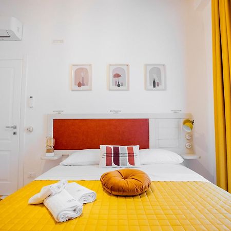 Suitetti Camere&Relax Сан-Нікола-Арчелла Номер фото