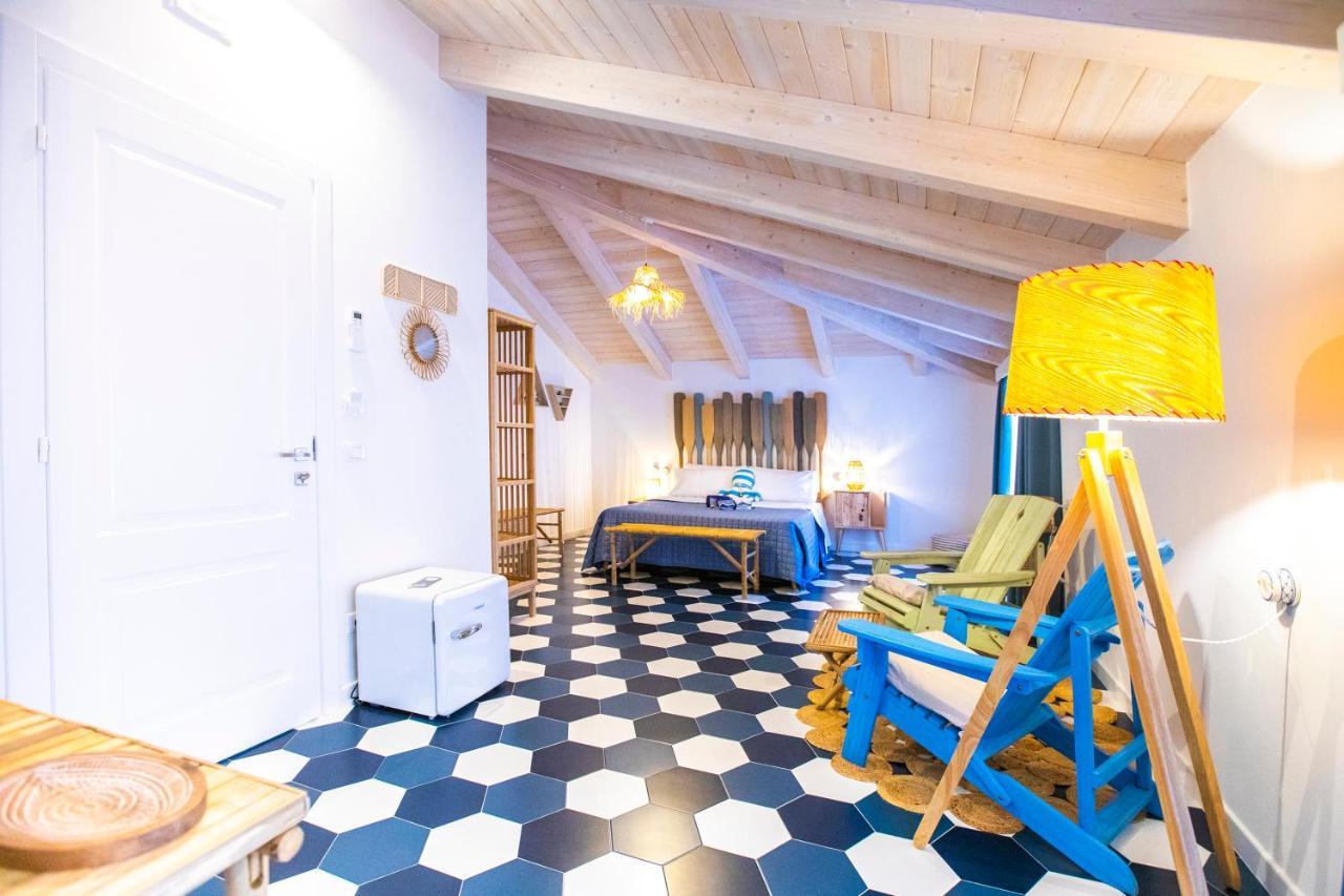 Suitetti Camere&Relax Сан-Нікола-Арчелла Екстер'єр фото