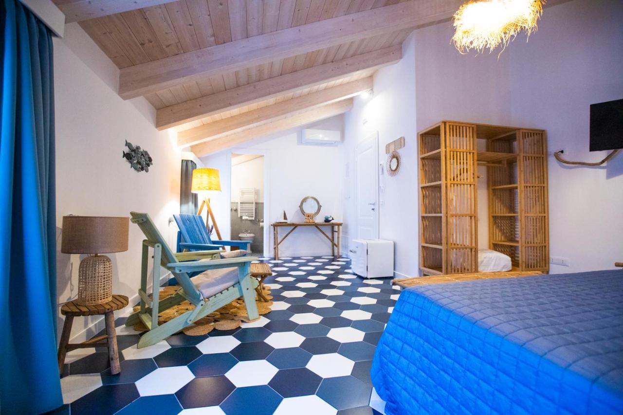 Suitetti Camere&Relax Сан-Нікола-Арчелла Екстер'єр фото