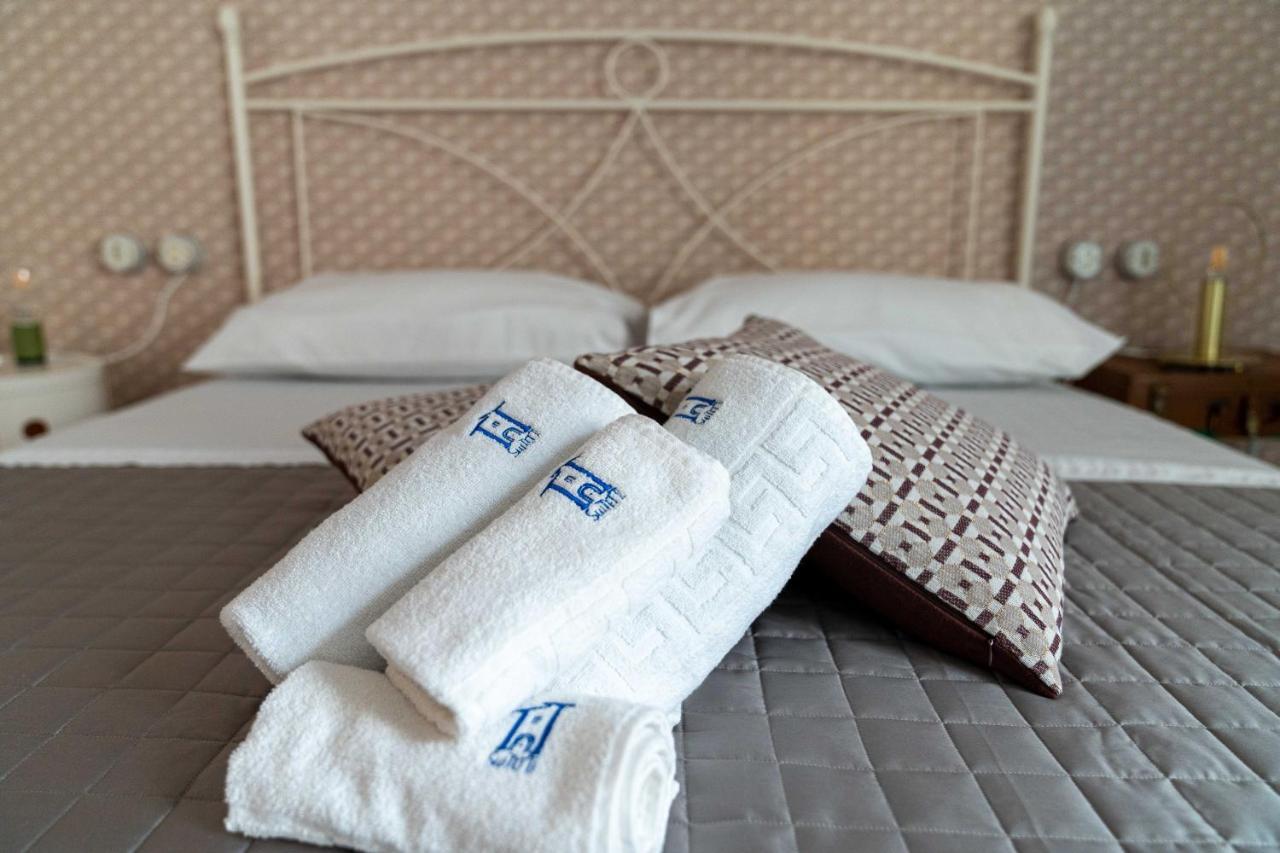 Suitetti Camere&Relax Сан-Нікола-Арчелла Екстер'єр фото