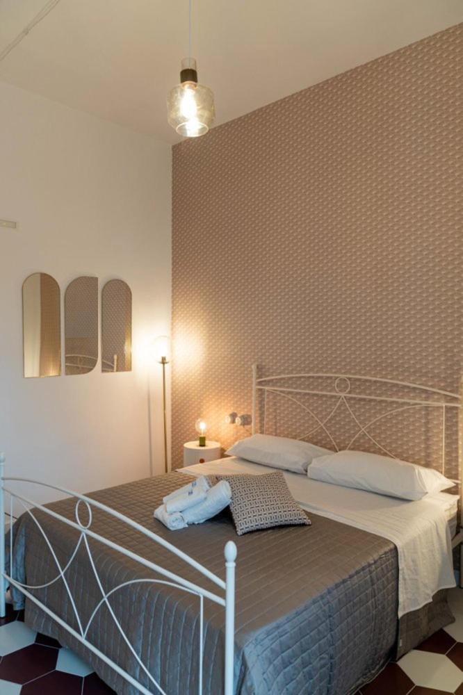 Suitetti Camere&Relax Сан-Нікола-Арчелла Номер фото