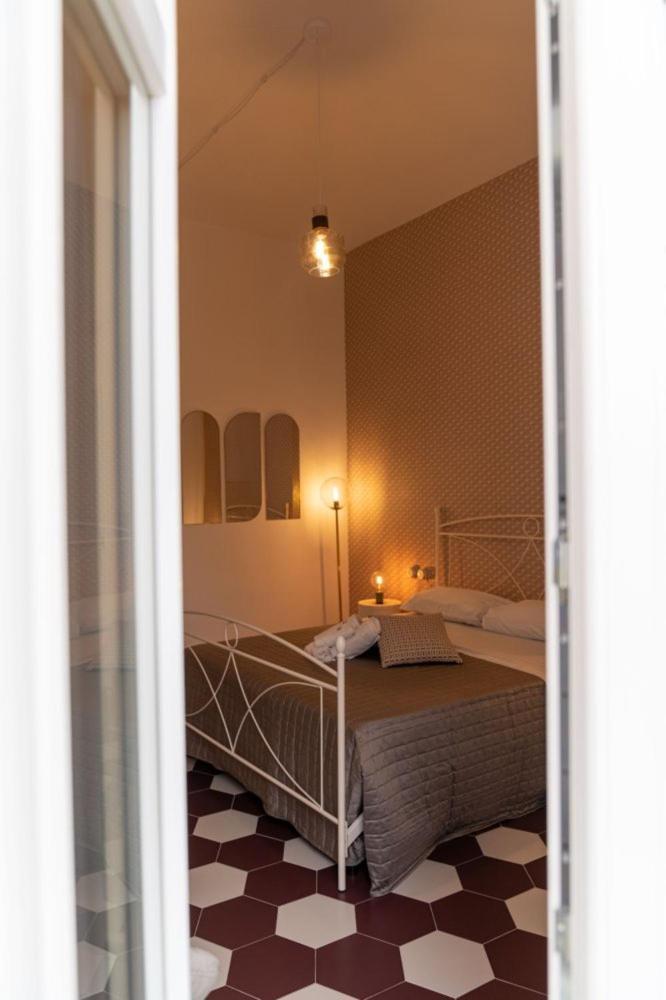 Suitetti Camere&Relax Сан-Нікола-Арчелла Номер фото